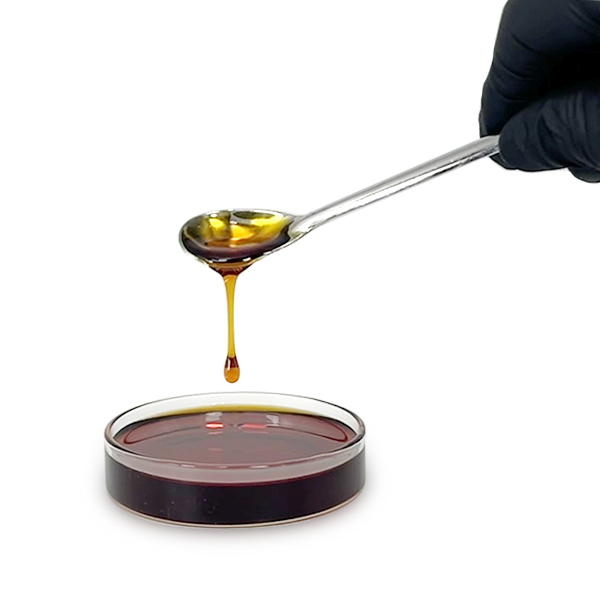 CBT Distillate - Botanical is low in viscosity for extended fluidity throughout its shelf life making it ideal for vape oils, cosmetics, skincare and other applications. The CBT Distillate flow is fast and thin indicating low viscosity.